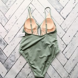 LA Hearts Swim - LA Hearts Green Shine Keyhole One Piece Swimsuit LA Hearts Swim - LA Hearts Green Shine Keyhole One Piece Swimsuit